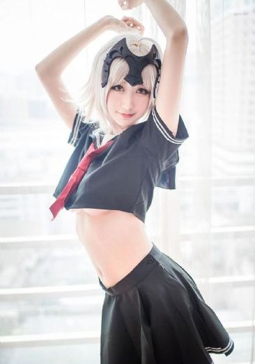 制服诱惑在线