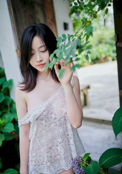 善良的妻子的朋友
