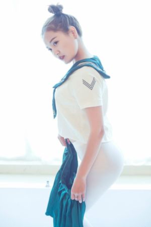 丰满的大胸女朋友5在线观看