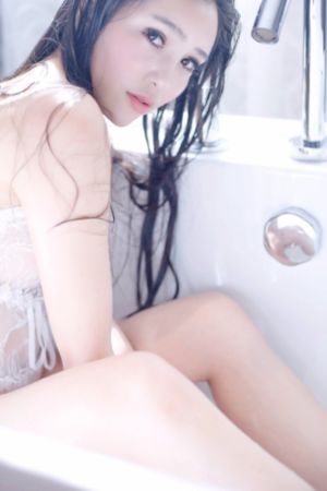 娇妻被老外性调教1+8